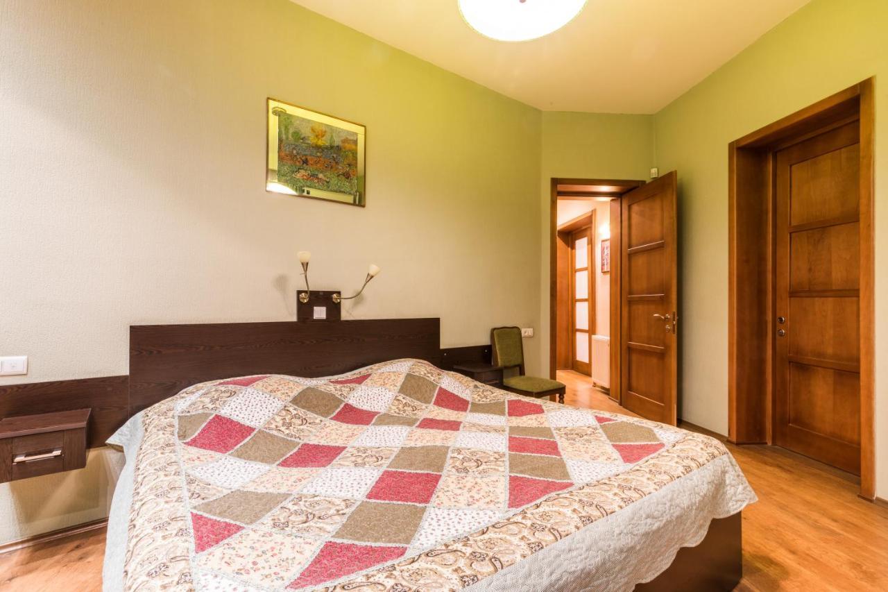 Apartment At 12 Baratashvili Street Tiflis Exterior foto