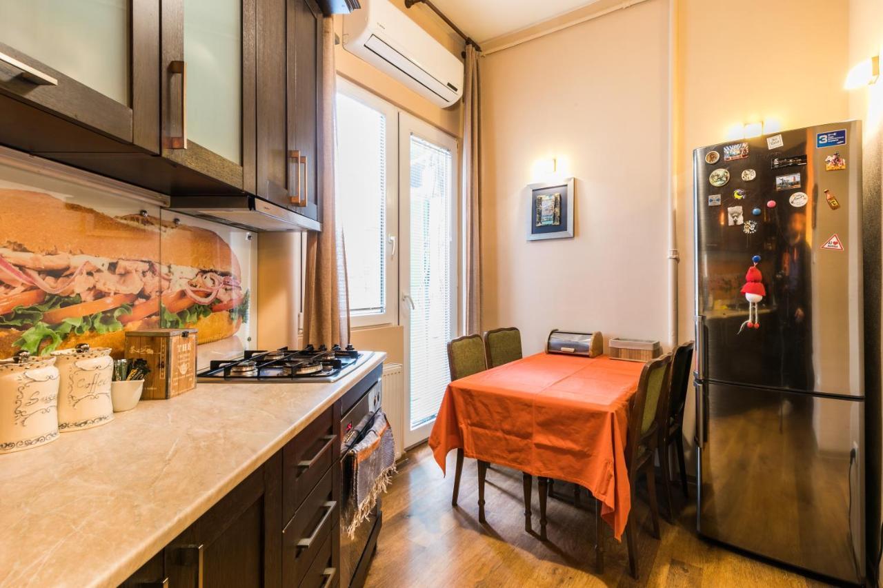Apartment At 12 Baratashvili Street Tiflis Exterior foto