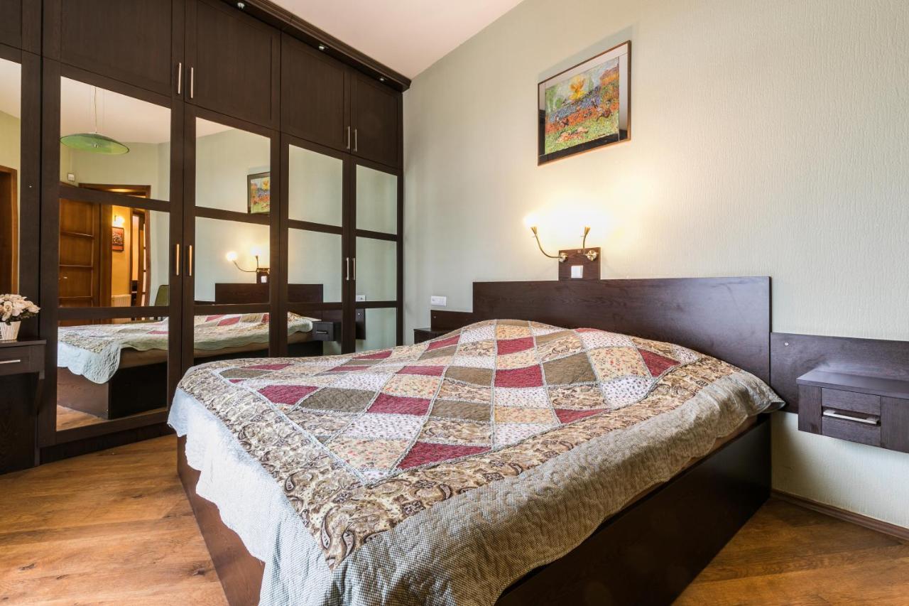 Apartment At 12 Baratashvili Street Tiflis Exterior foto